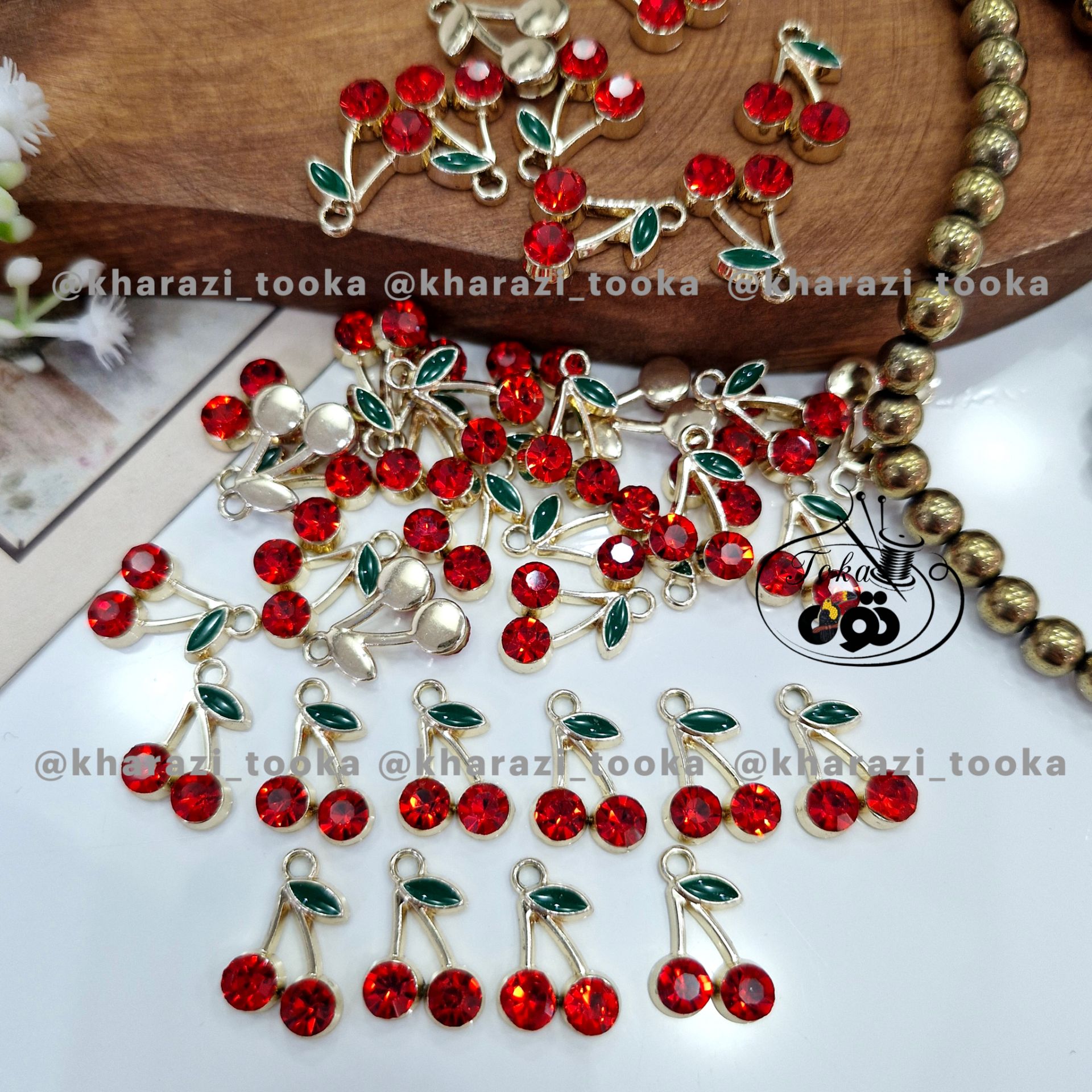 خرجکار گیلاس طلایی