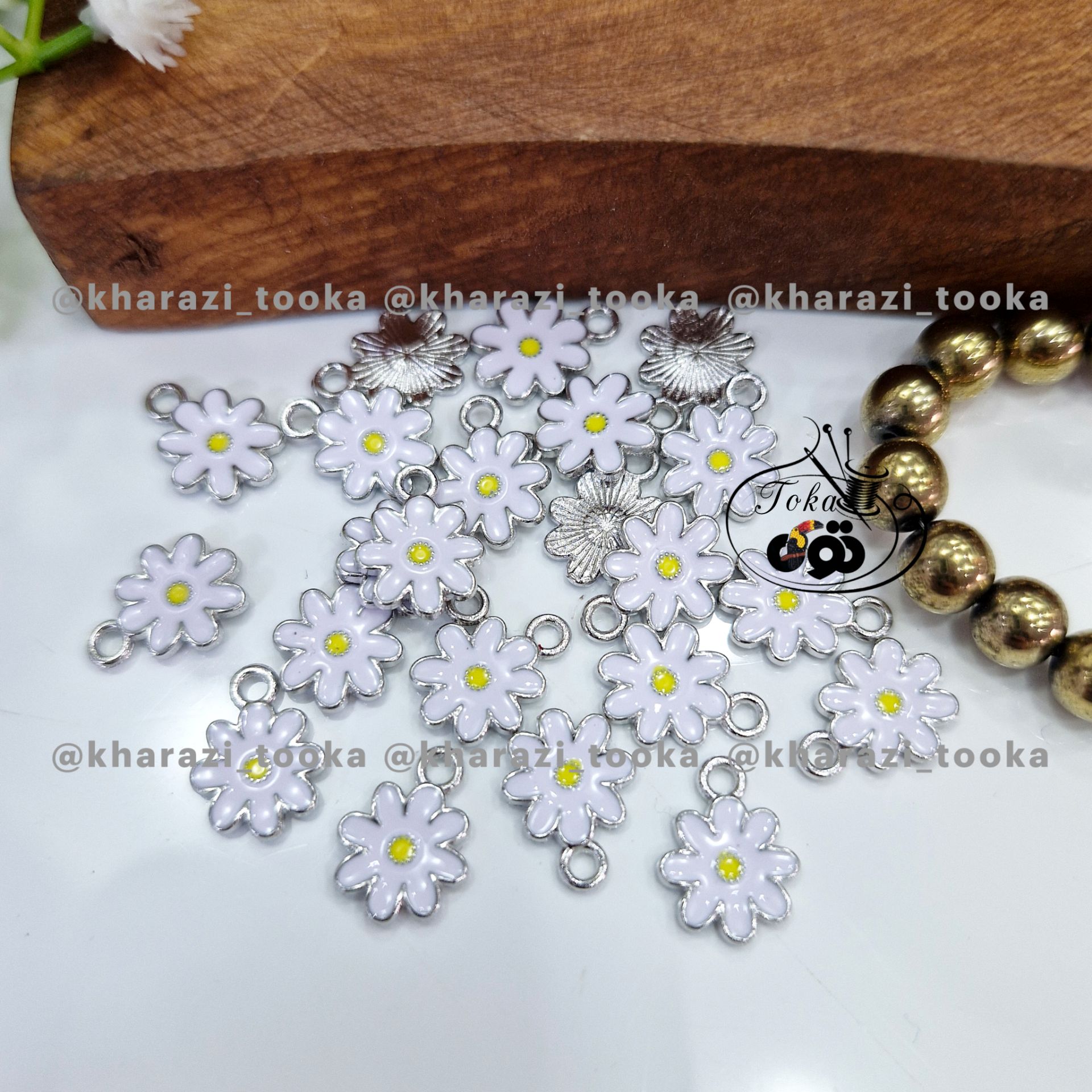 خرجکار گل سفید نقره ای